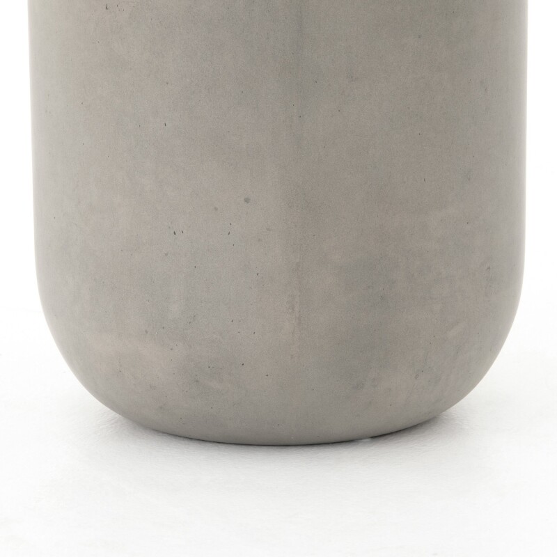 Ivan Round End Table - VTHY-041 VTHY041
