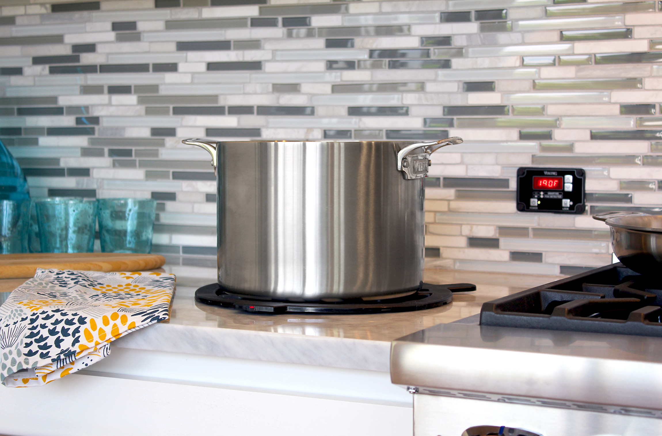 18"W. Undercounter Induction Warmer VUIW518