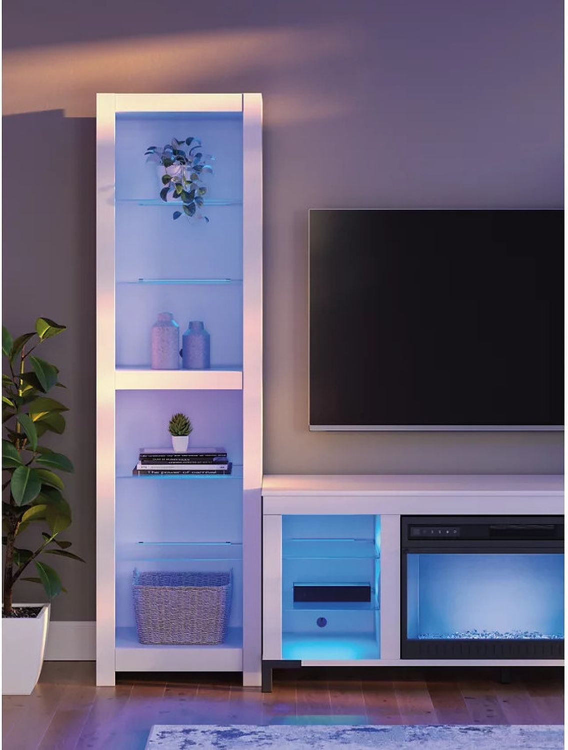 Brollevi 3-Piece Entertainment Center In White W2722W1