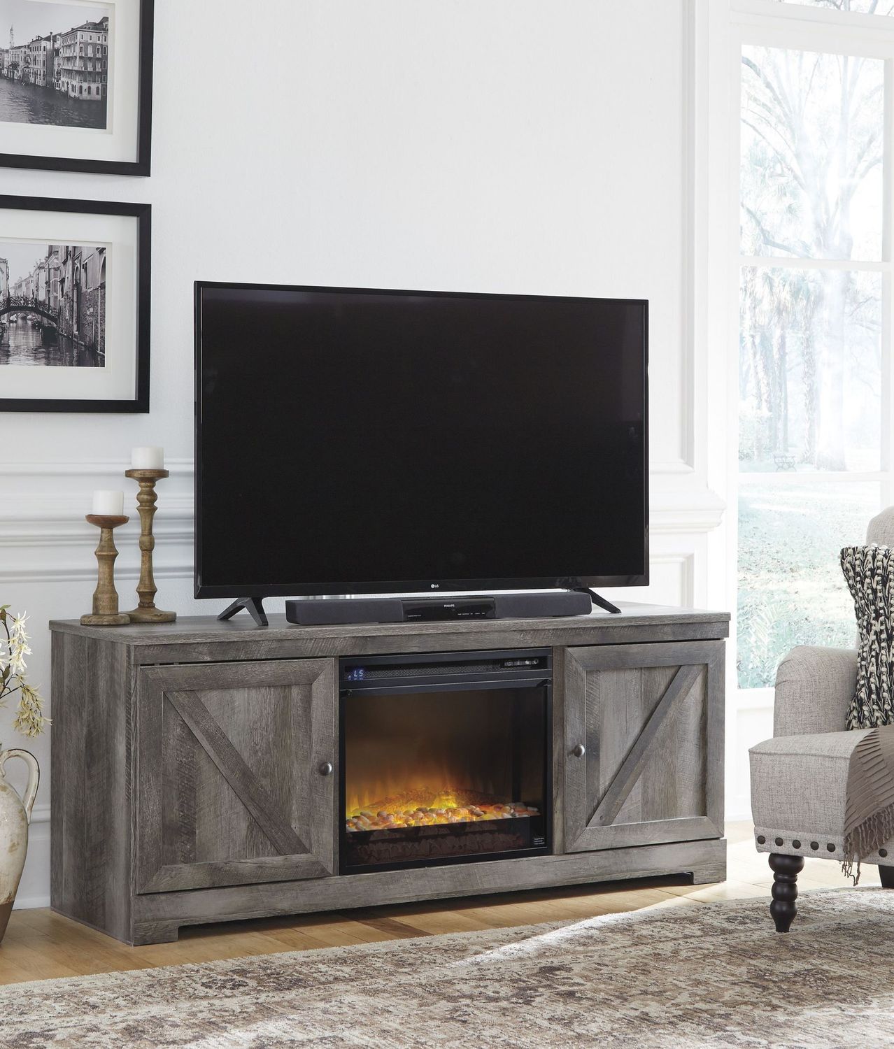 Wynnlow Gray Lg Tv Stand W44068