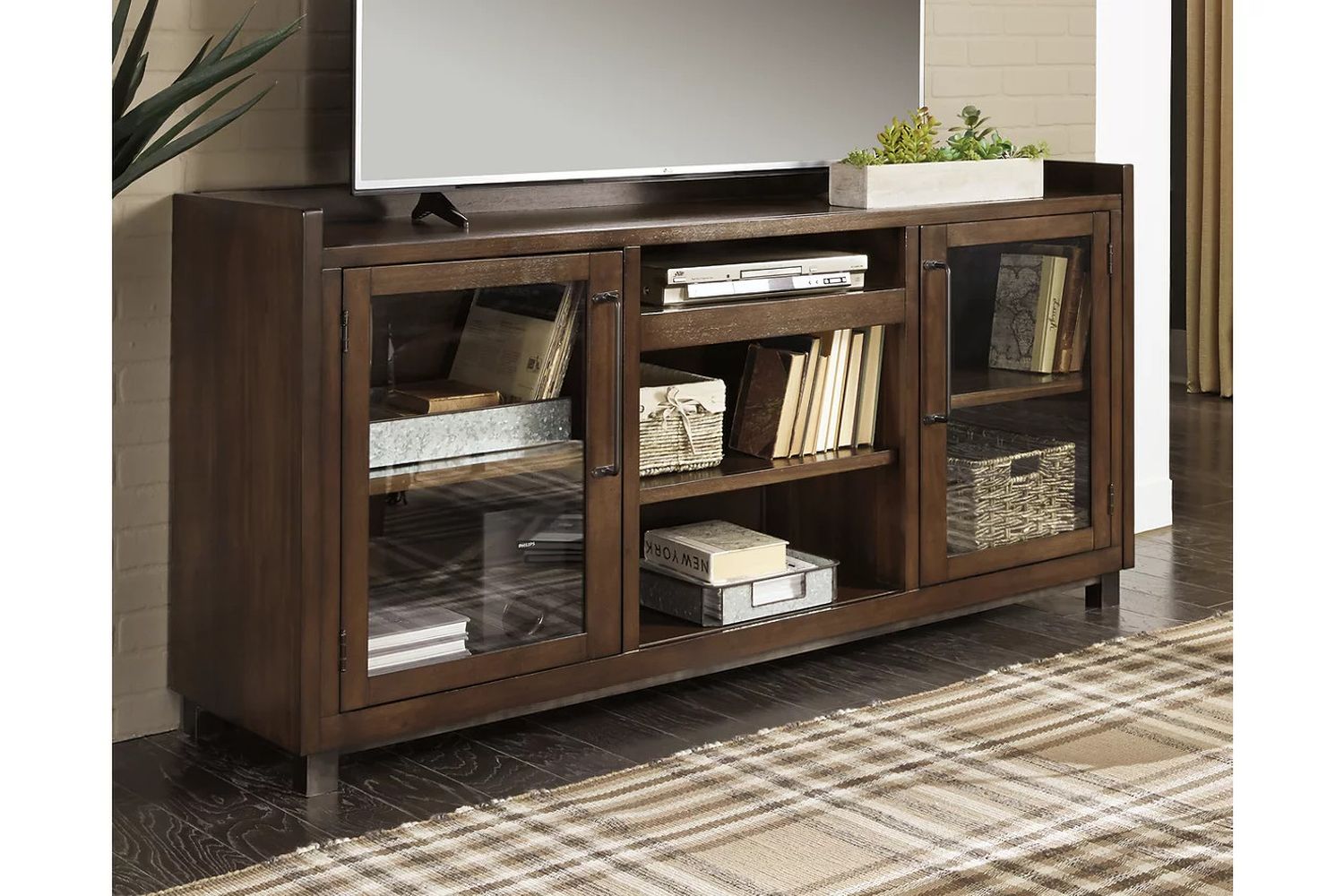 Starmore Brown XL TV Stand w/Fireplace Option W63368
