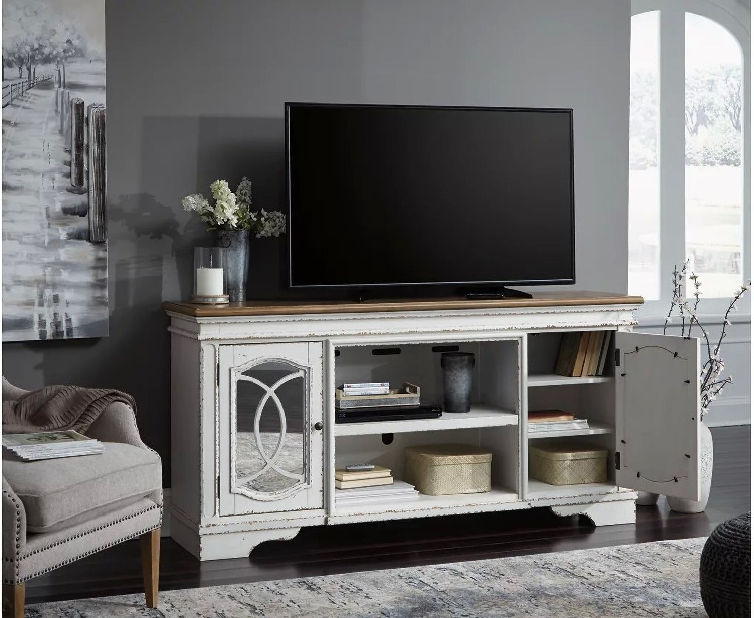 Realyn White Xl Tv Stand W74368