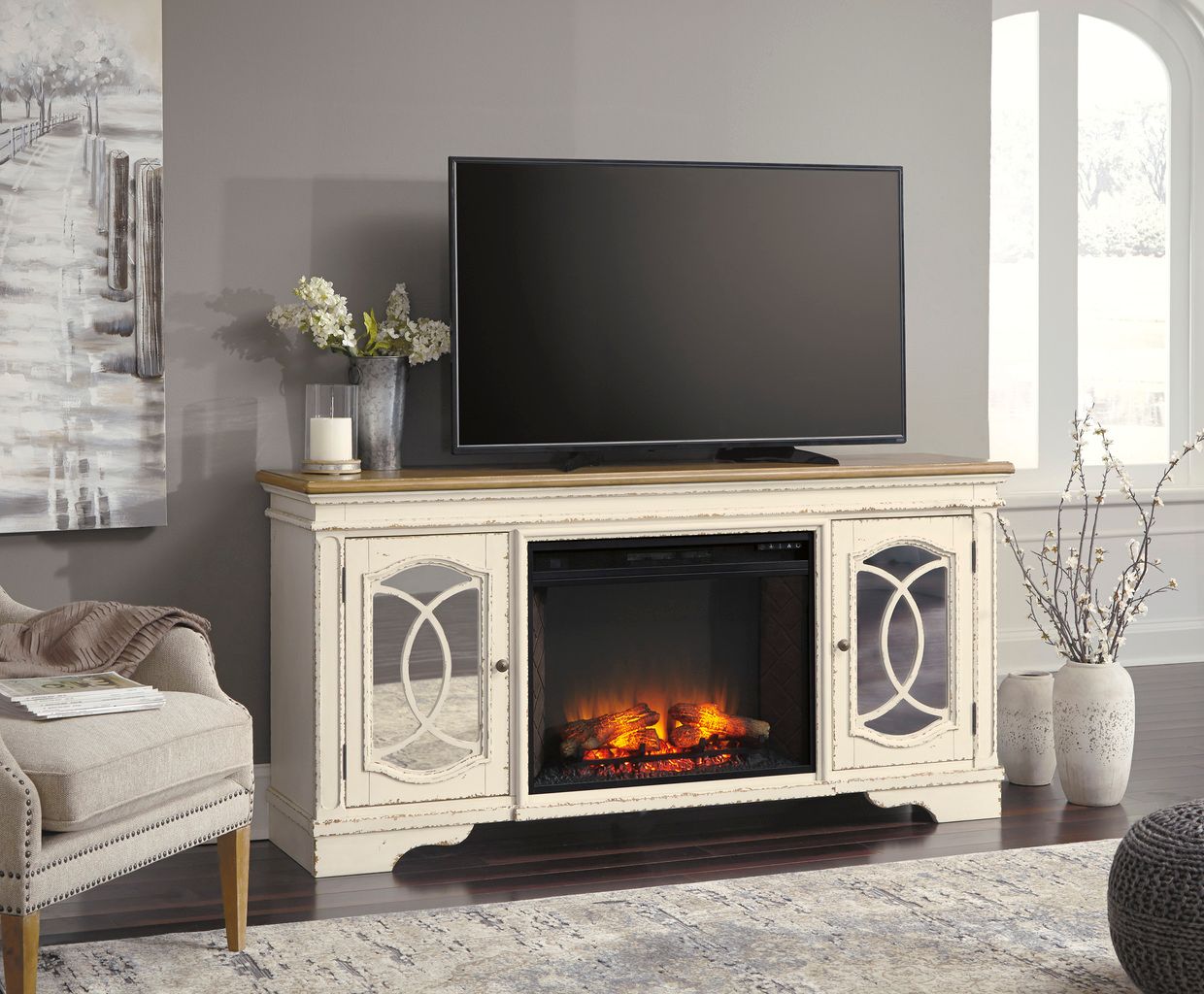 Realyn White Xl Tv Stand W74368