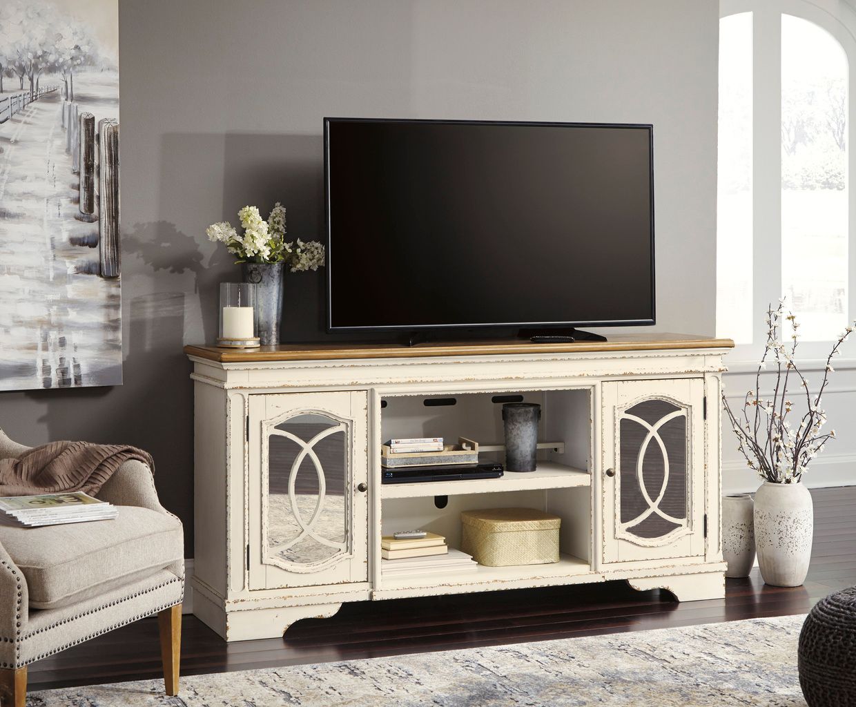Realyn White Xl Tv Stand W74368