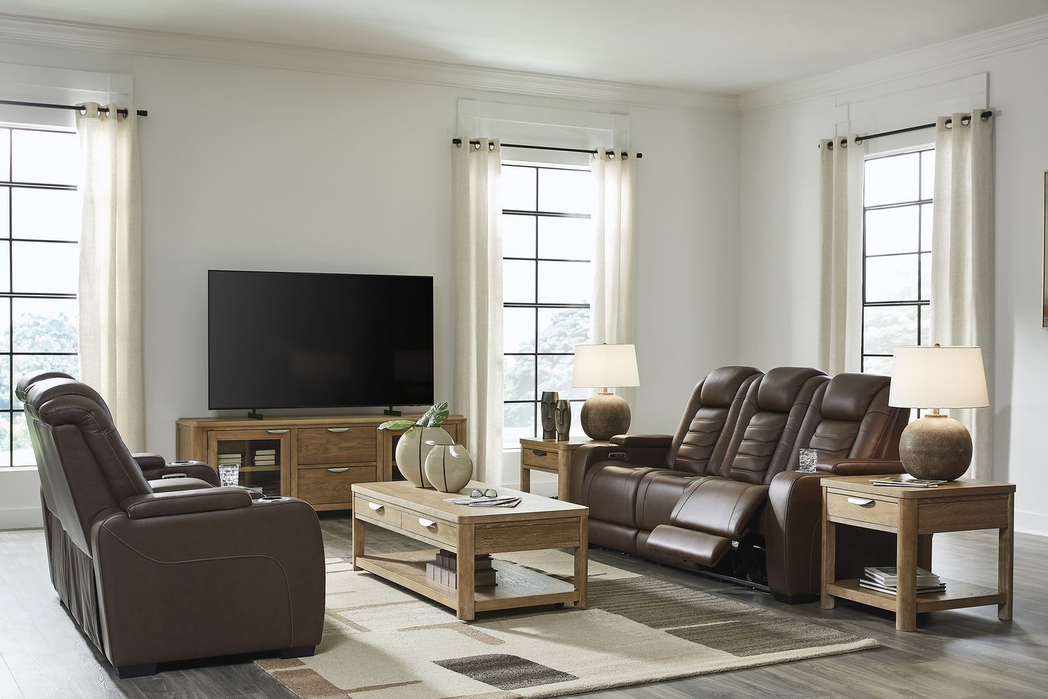 Rencott 80 Inch TV Stand In Light Brown W78168