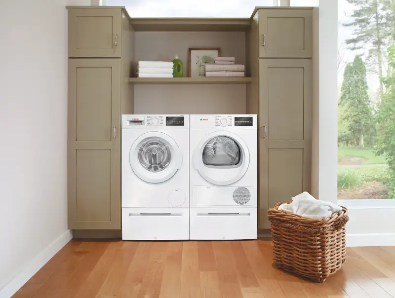 300 Series Compact Washer 1400 rpm WAT28400UC