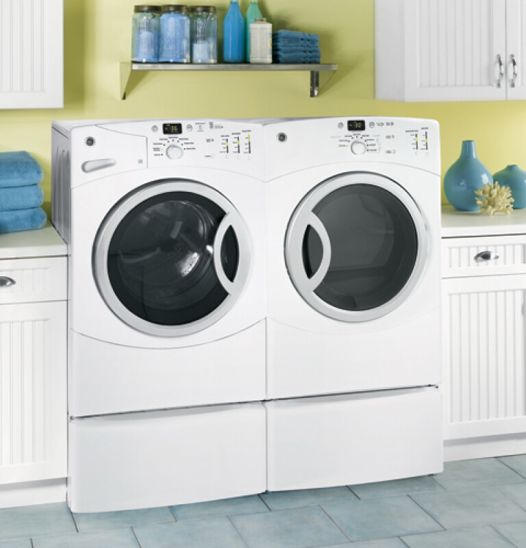 3.8 IEC Cu. Ft. King-size Capacity Frontload Washer with Stainless Steel Basket WBVH5200JWW