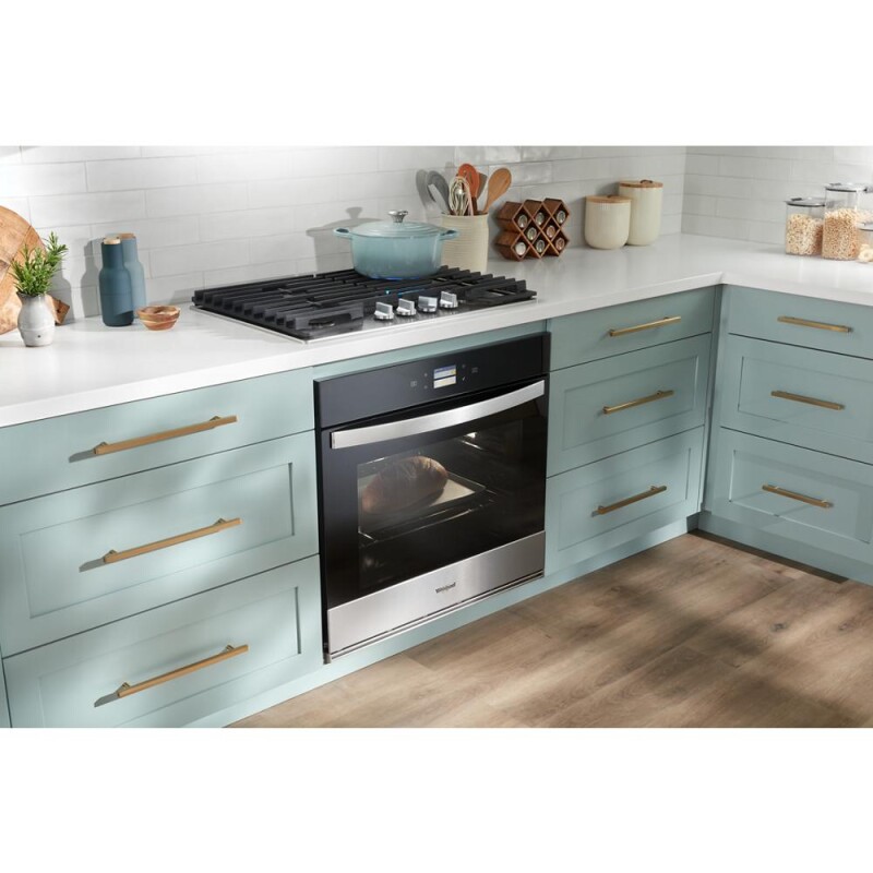 30-inch Gas Cooktop with EZ-2-Lift Hinged Cast-Iron Grates WCGK5030PS