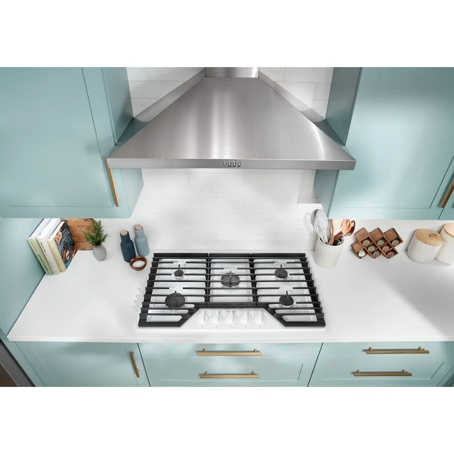 36-inch Gas Cooktop with EZ-2-Lift™ Hinged Cast-Iron Grates view 13