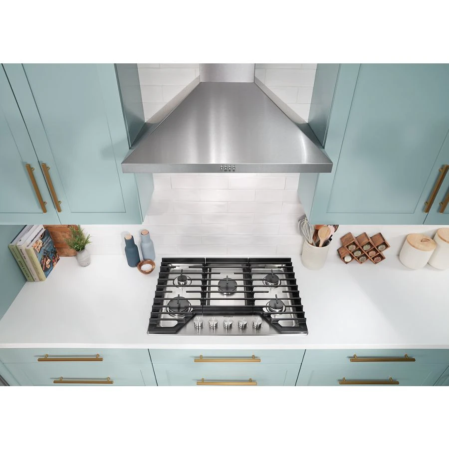 30-inch Gas Cooktop with 5 Burners and EZ-2-Lift™ Hinged Cast-Iron Grates view 13