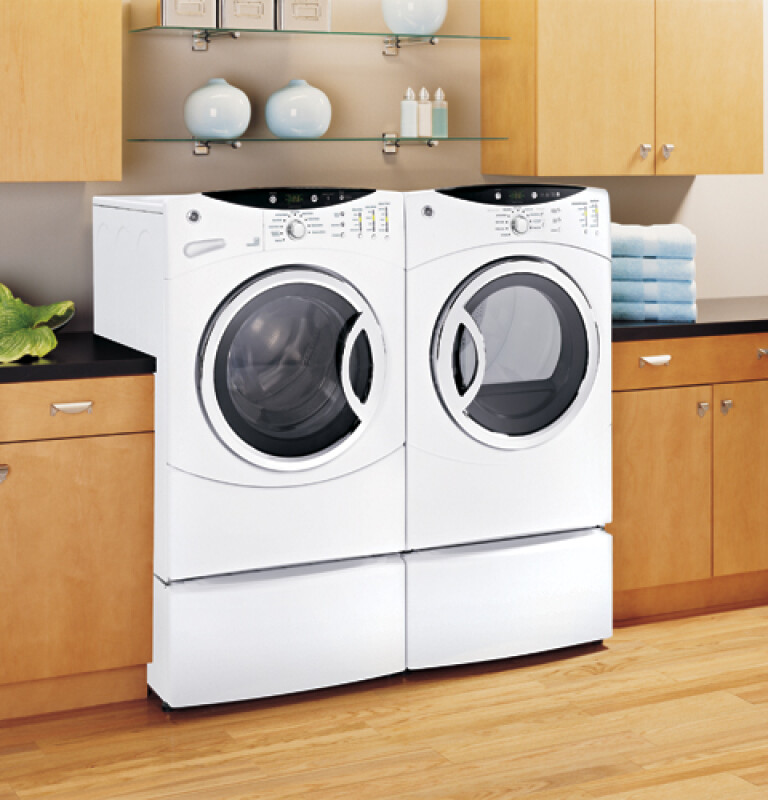 3.8 IEC Cu. Ft. King-size Capacity Frontload Washer with Stainless Steel Basket WCVH6400JWW