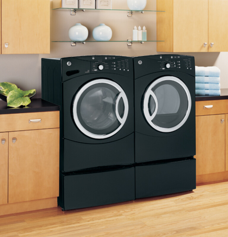 3.8 IEC Cu. Ft. King-size Capacity Frontload Washer with Stainless Steel Basket WCVH6600HGG