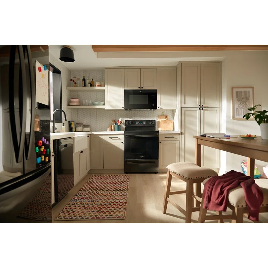 30-inch Energy Star Electric Range with Air Cooking Technology, No Preheat Air Fry and Air Baking and Self Clean view 6