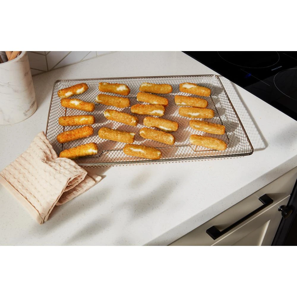 30-inch Electric Smart Range with Air Cooking Technology, No Preheat Air Fry, High Speed Preheat Oven, WipeClean™ Coating, and Steam/Self Clean view 8