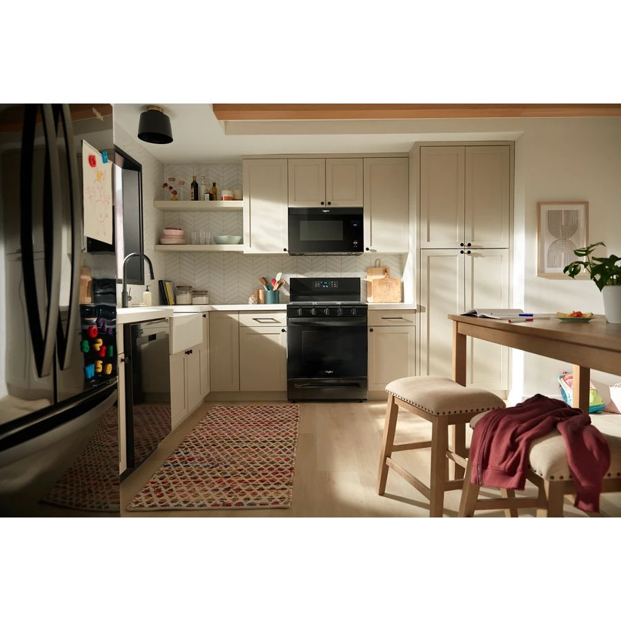 30-inch Gas Range with Air Cooking Technology, No Preheat Air Fry and Air Baking and Self Clean view 6