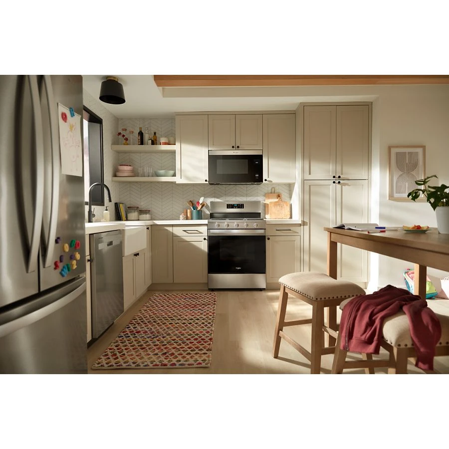 30-inch Gas Range with Air Cooking Technology, No Preheat Air Fry and Air Baking and Self Clean view 6