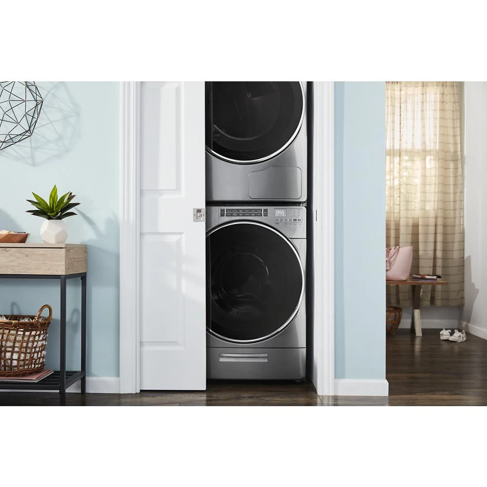 4.3 cu. ft. Closet-Depth Front Load Washer with Load & Go™ XL Dispenser WFW862CHC, product image 3 of 36