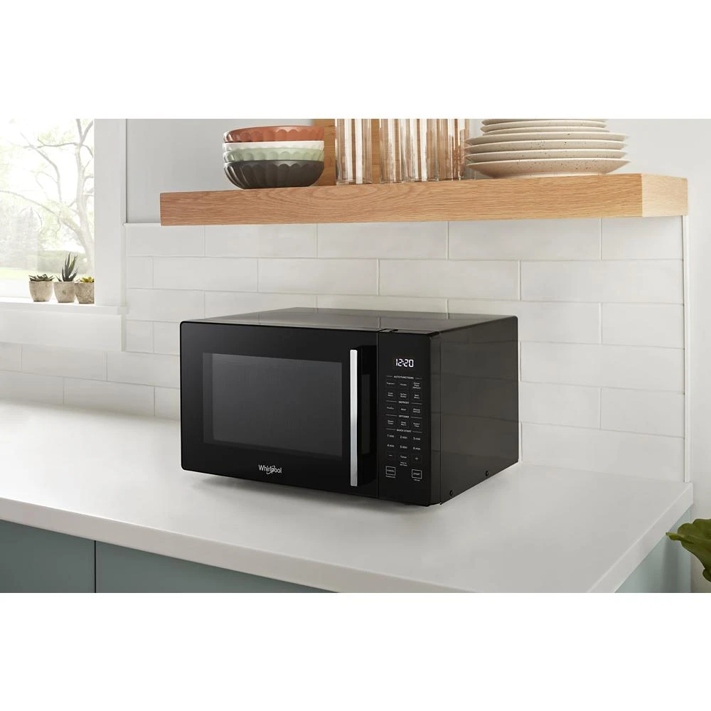 0.9 Cu. Ft. Capacity Countertop Microwave with 900 Watt Cooking Power view 4