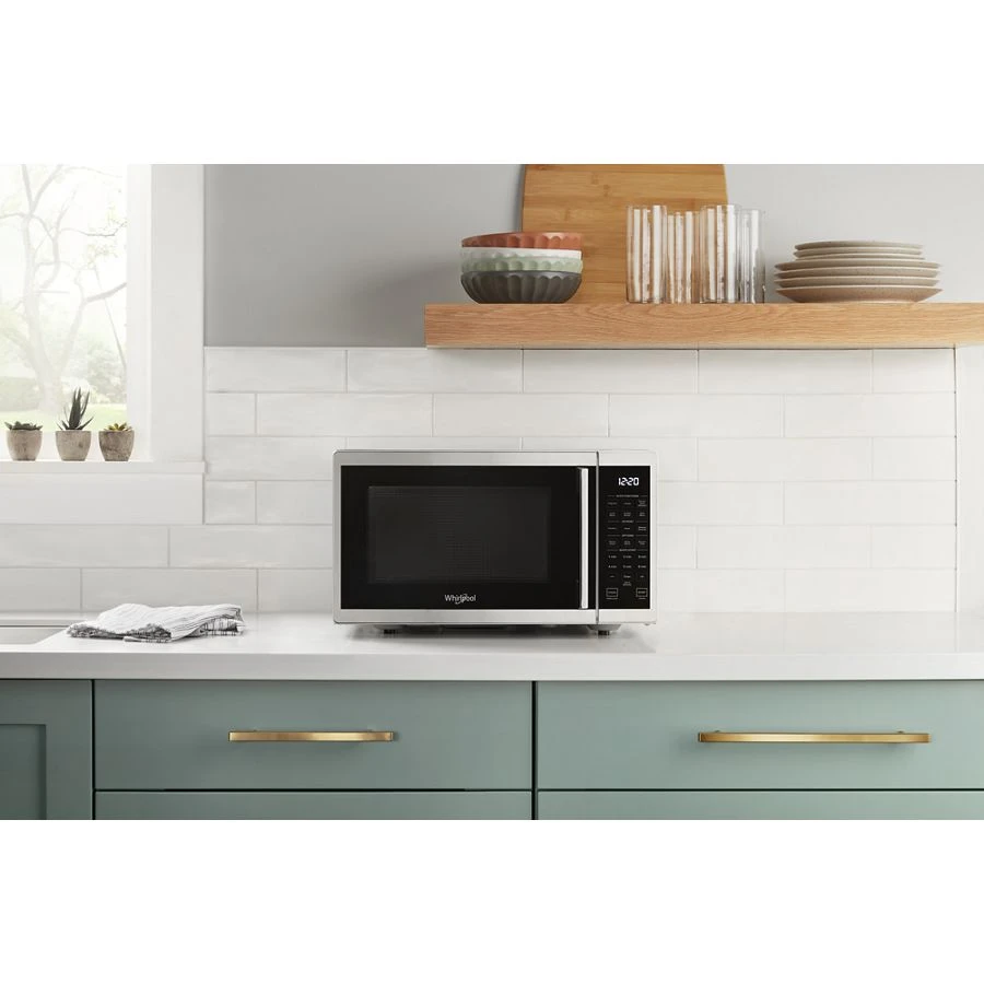 0.9 Cu. Ft. Capacity Countertop Microwave with 900 Watt Cooking Power WMC30309LS