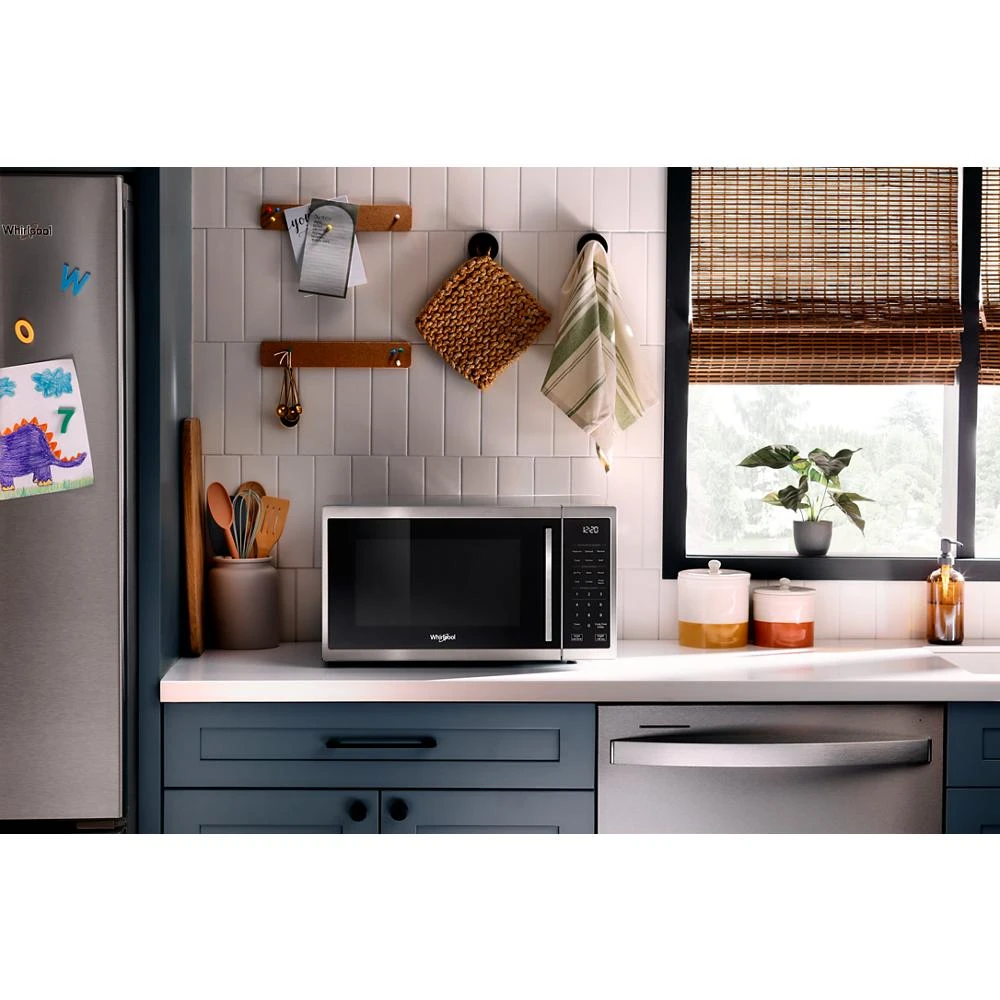 1.0 cu. ft. Stainless Steel All-In-One Multifunctional Countertop Microwave With Air Fry - 900 watt view 22