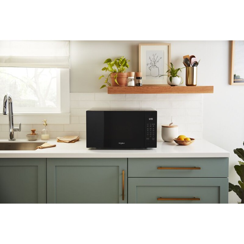 1.6 cu. ft. Sensor Cooking Microwave WMCS7022PB