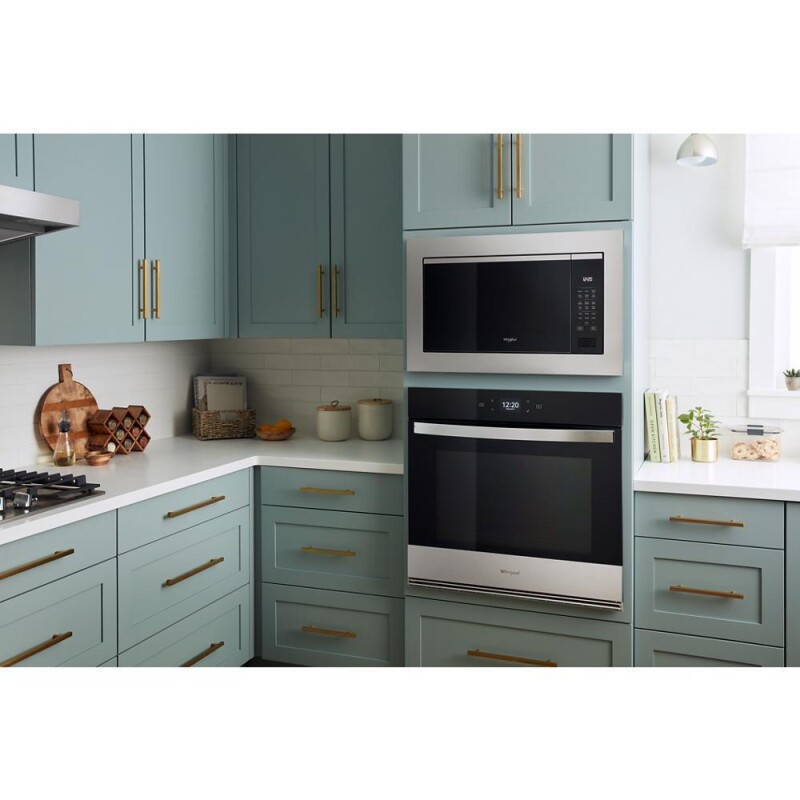 1.6 cu. ft. Sensor Cooking Microwave WMCS7022RZ