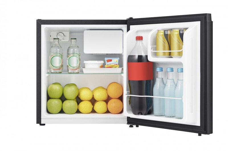 1.6 cu.ft. Compact Refrigerator WMS017M6XBE
