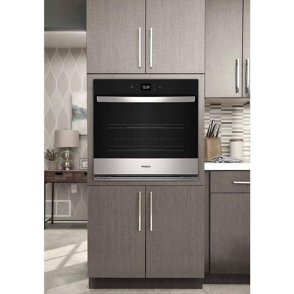 4.3 Cu. Ft. Single Wall Oven with Air Fry When Connected view 2