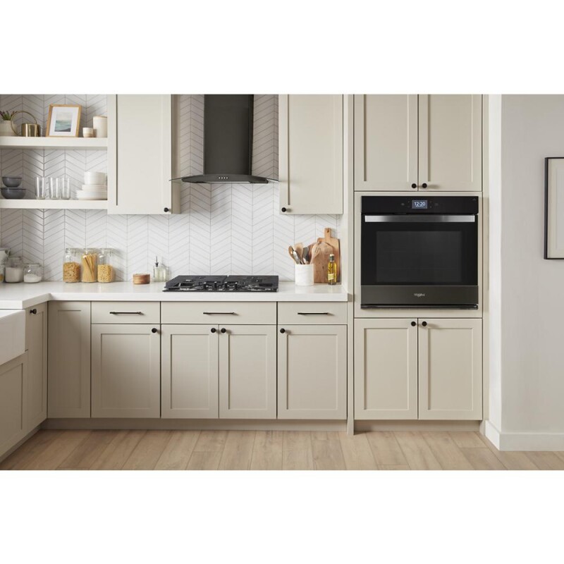 5.0 Cu. Ft. Single Smart Wall Oven with Air Fry WOES7030PV