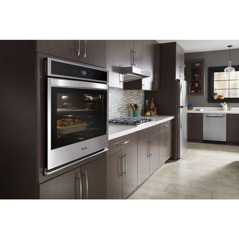 4.3 cu. ft. Smart Single Wall Oven with Touchscreen WOS51EC7HS