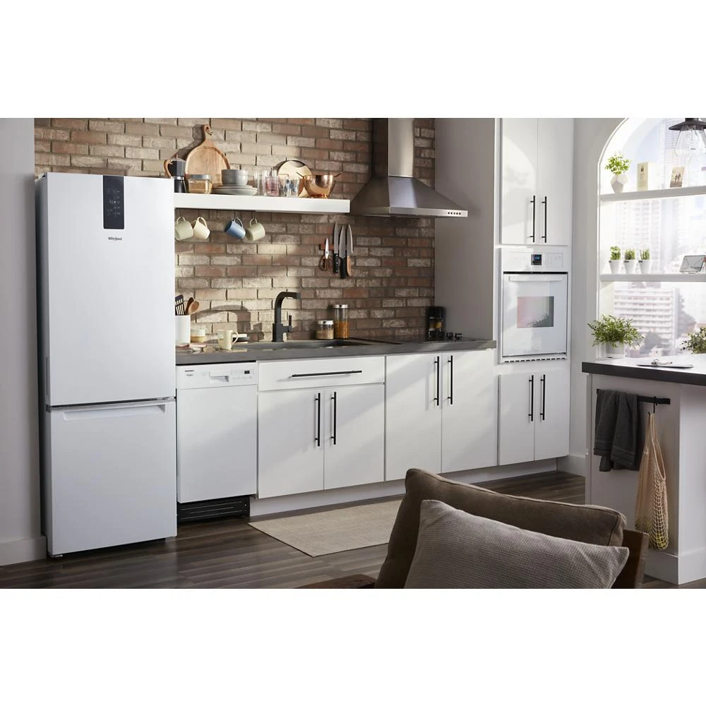 24-inch Wide Garage-Ready Bottom-Freezer Refrigerator - 12.9 cu. ft. view 5