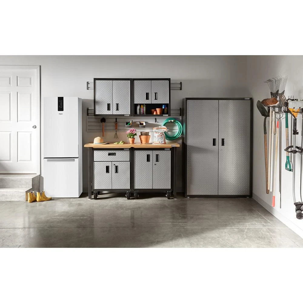 24-inch Wide Garage-Ready Bottom-Freezer Refrigerator - 12.9 cu. ft. view 13