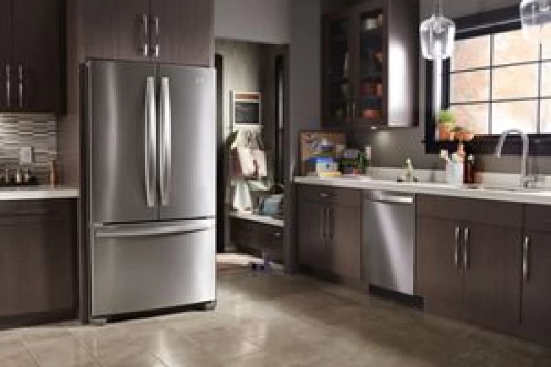 36-inch Wide French Door Refrigerator with Crisper Drawer - 25 cu. ft. WRF535SMHZ
