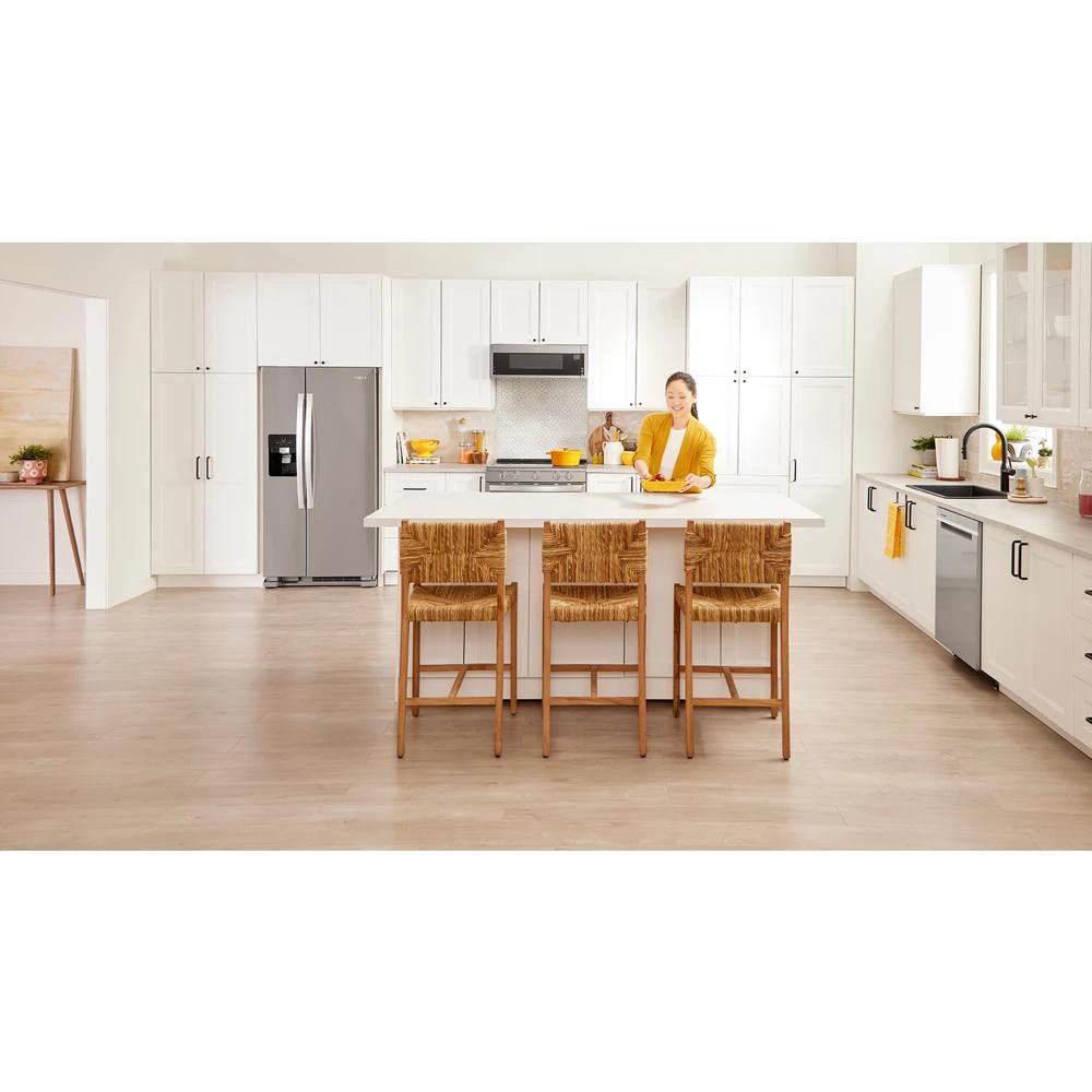 33-inch Wide Side-by-Side Refrigerator - 21 cu. ft. view 6