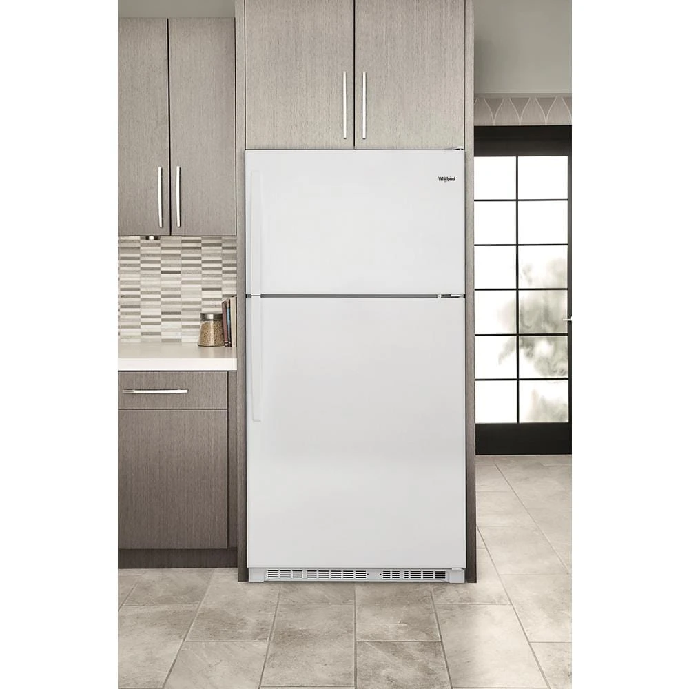 33-inch Wide Top Freezer Refrigerator - 20 cu. ft. view 3