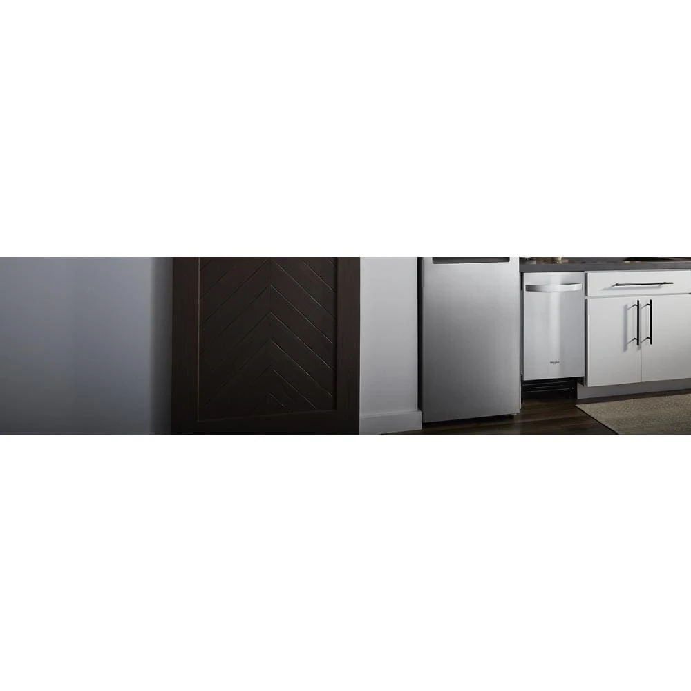 24-inch Wide Top-Freezer Refrigerator - 11.6 cu. ft. view 20
