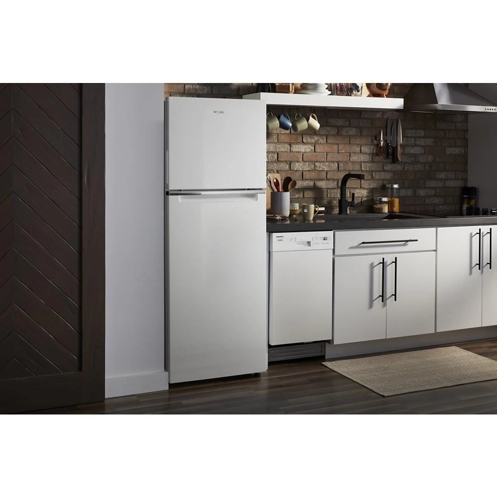 24-inch Wide Small Space Top-Freezer Refrigerator - 12.9 cu. ft. view 8