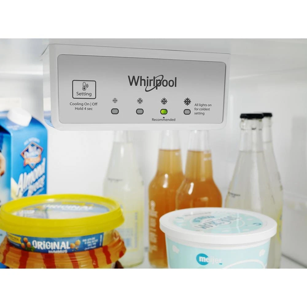 28-inch Wide Refrigerator Compatible With The EZ Connect Icemaker Kit - 18 Cu. Ft. view 4