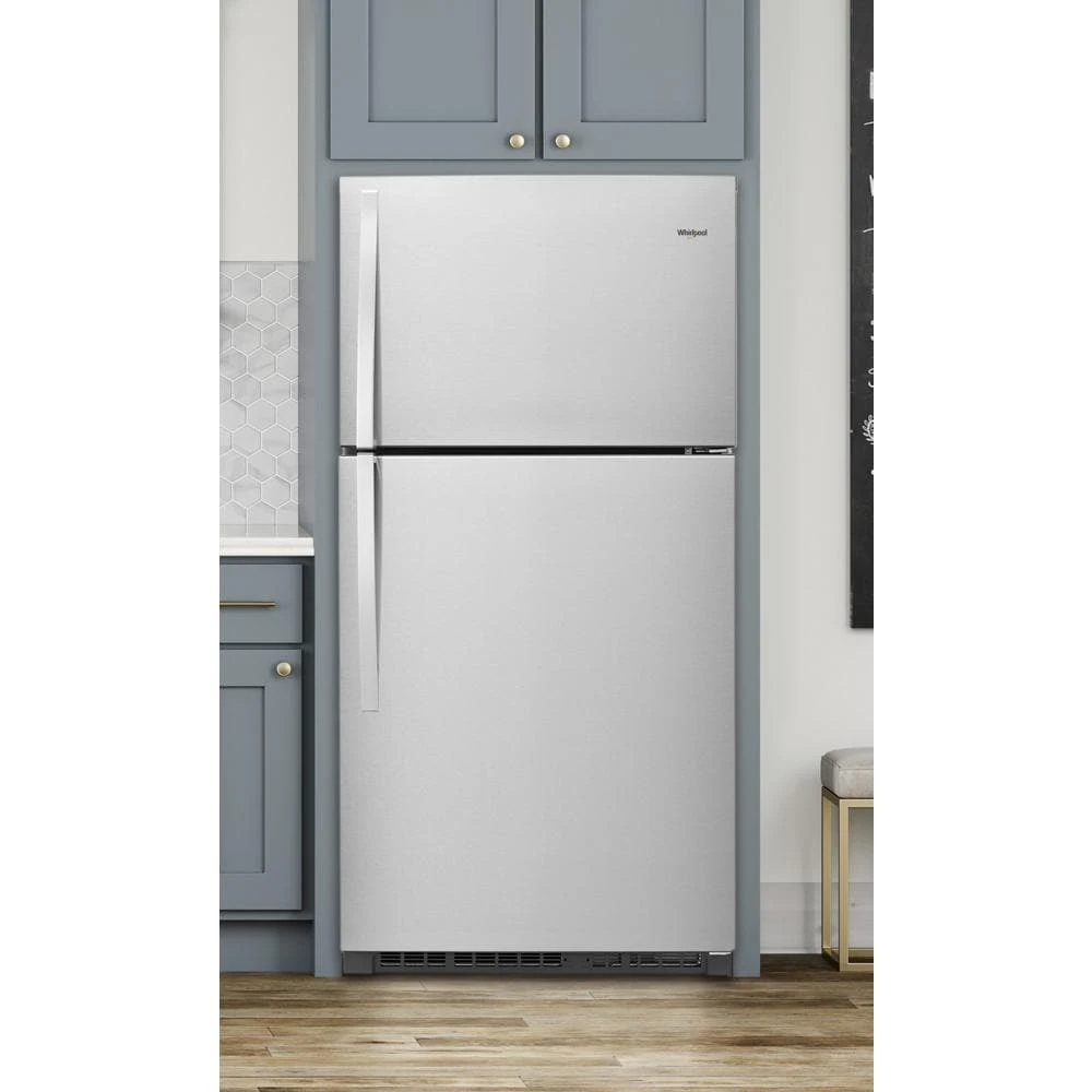 33-inch Wide Top Freezer Refrigerator - 21 cu. ft. view 4