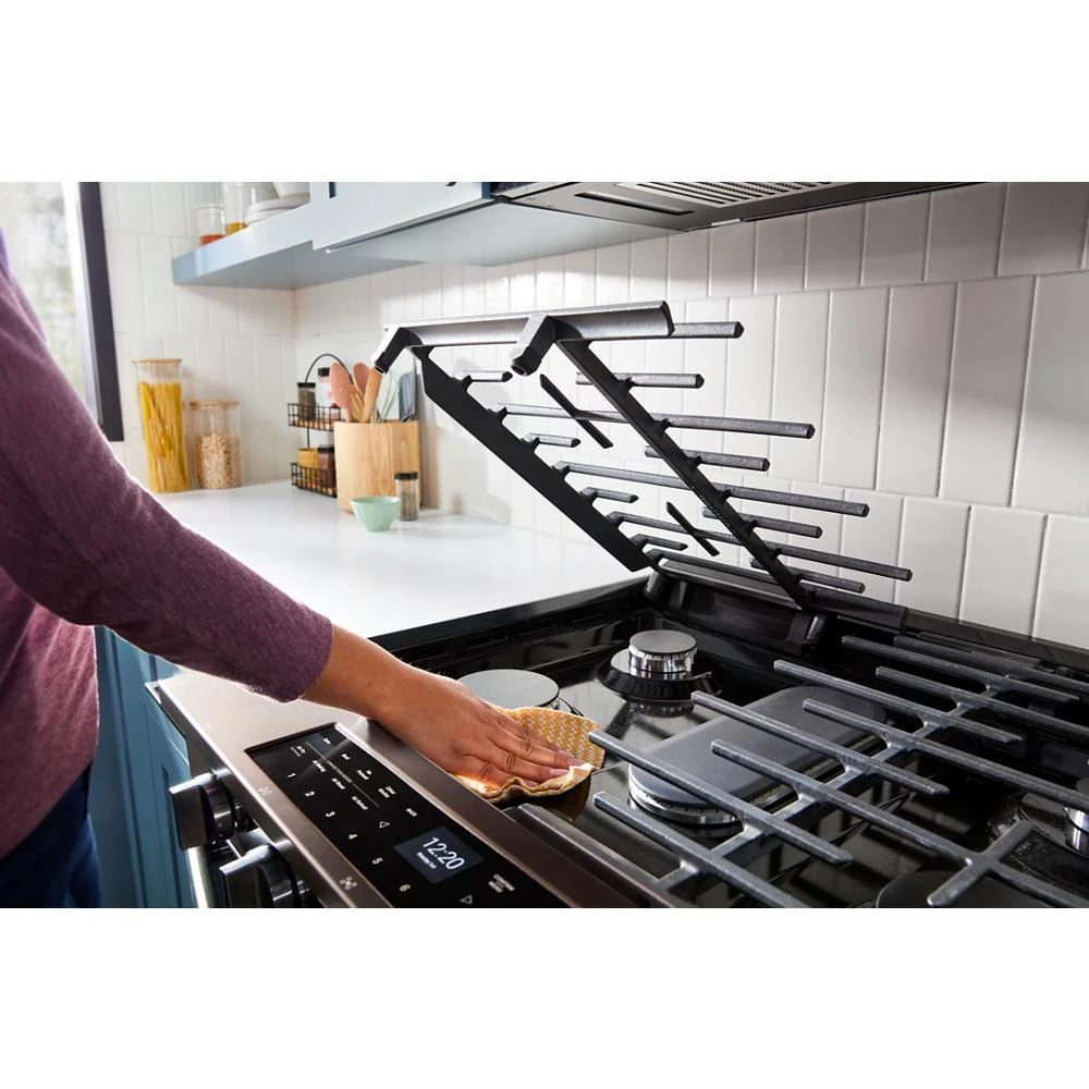 30-inch Smart Slide In Gas Range with Air Cooking Technology, No Preheat Air Fry, Steam/Self Clean and High Speed Preheat view 4