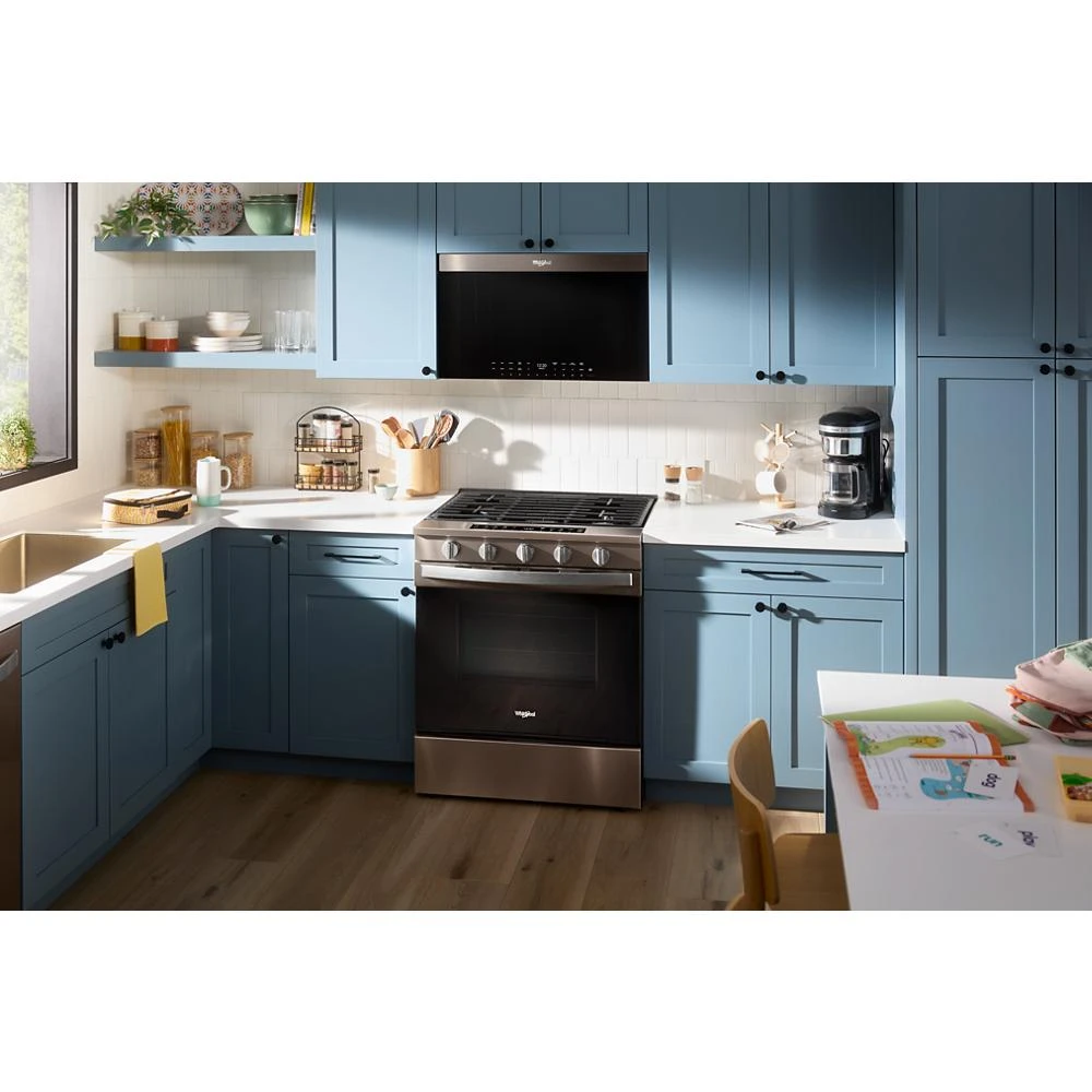 30-inch Smart Slide In Gas Range with Air Cooking Technology, No Preheat Air Fry, Steam/Self Clean and High Speed Preheat view 3