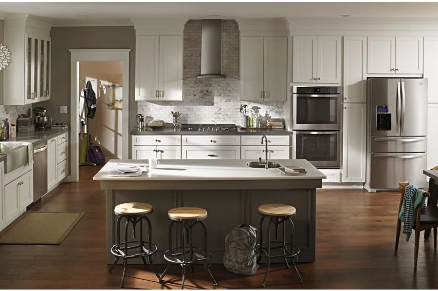 30" Modern Glass Wall Mount Range Hood WVW75UC0DS