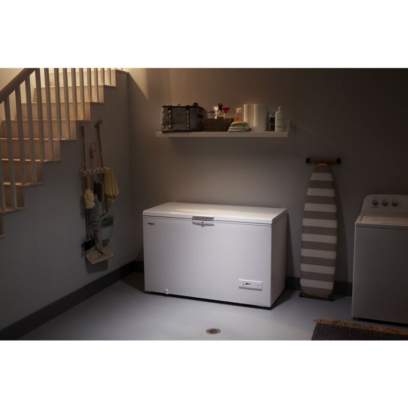16 Cu. Ft. Convertible Chest Freezer with 3 Storage Levels WZC5216LW