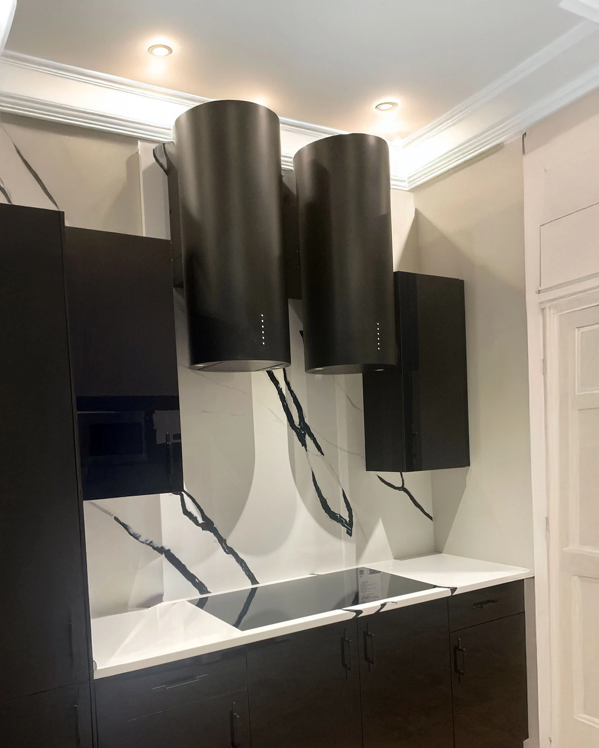Designer Cylinder Wall Mount XOCYL16BC