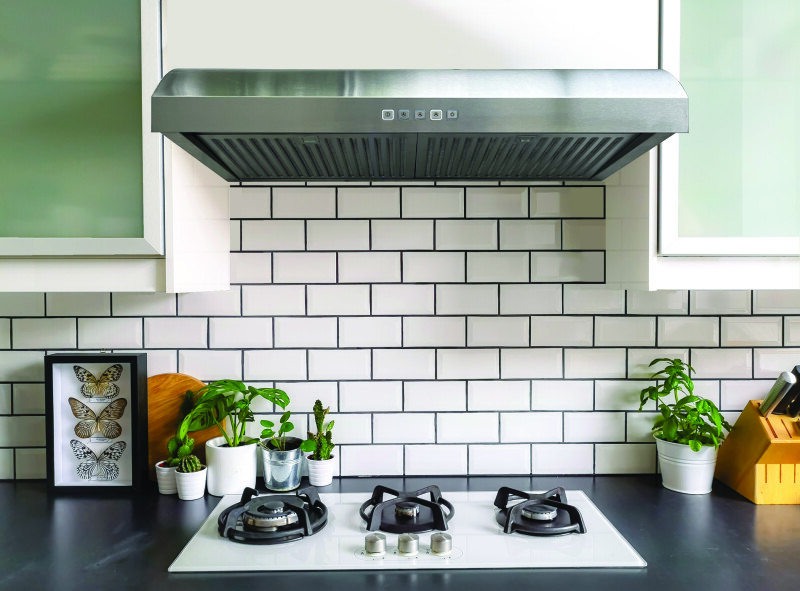 Under Cabinet Range Hood view 3