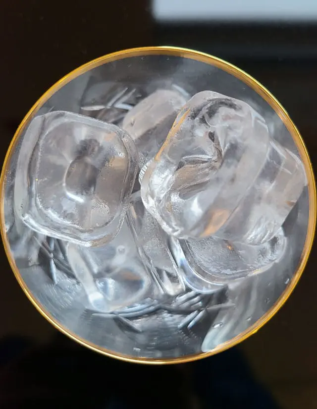 15" Clear Gourmet Ice Maker view 13