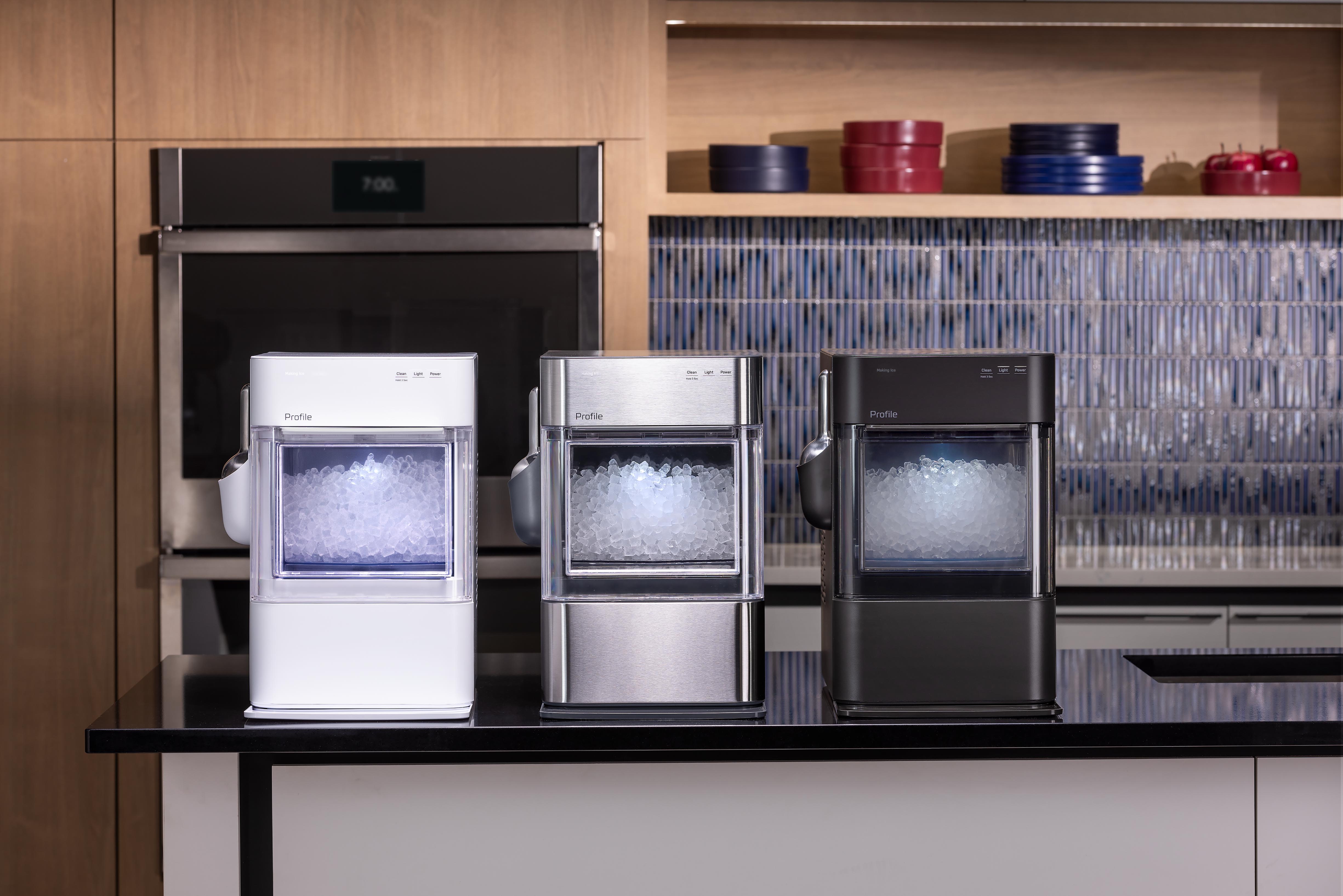 Ge Profile™ Opal™ 2.0 Ultra Nugget Ice Maker With Scale Inhibiting Filter XPIO23SWBB