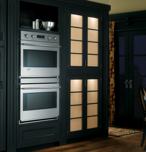 GE Monogram® 30" Built-In Electronic Convection Double Wall Oven view 3