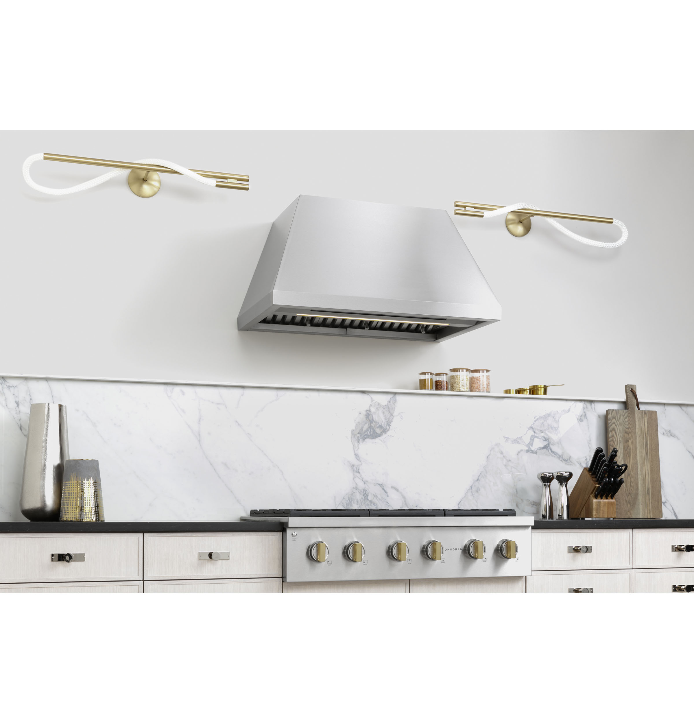 Monogram 36" Professional Gas Rangetop with 6 Burners ZGU366NTSS