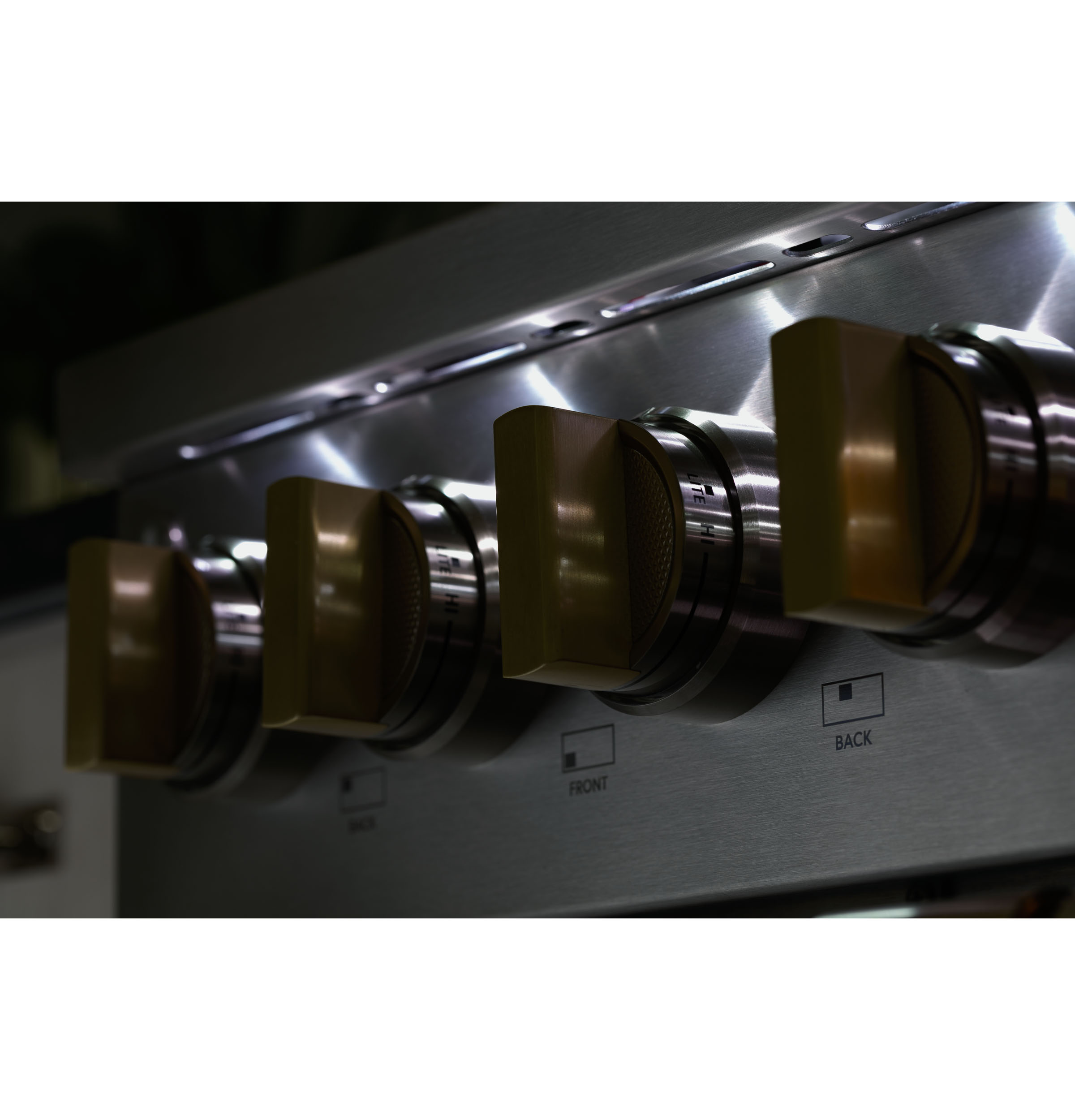 Monogram 36" Professional Gas Rangetop with 6 Burners ZGU366NTSS